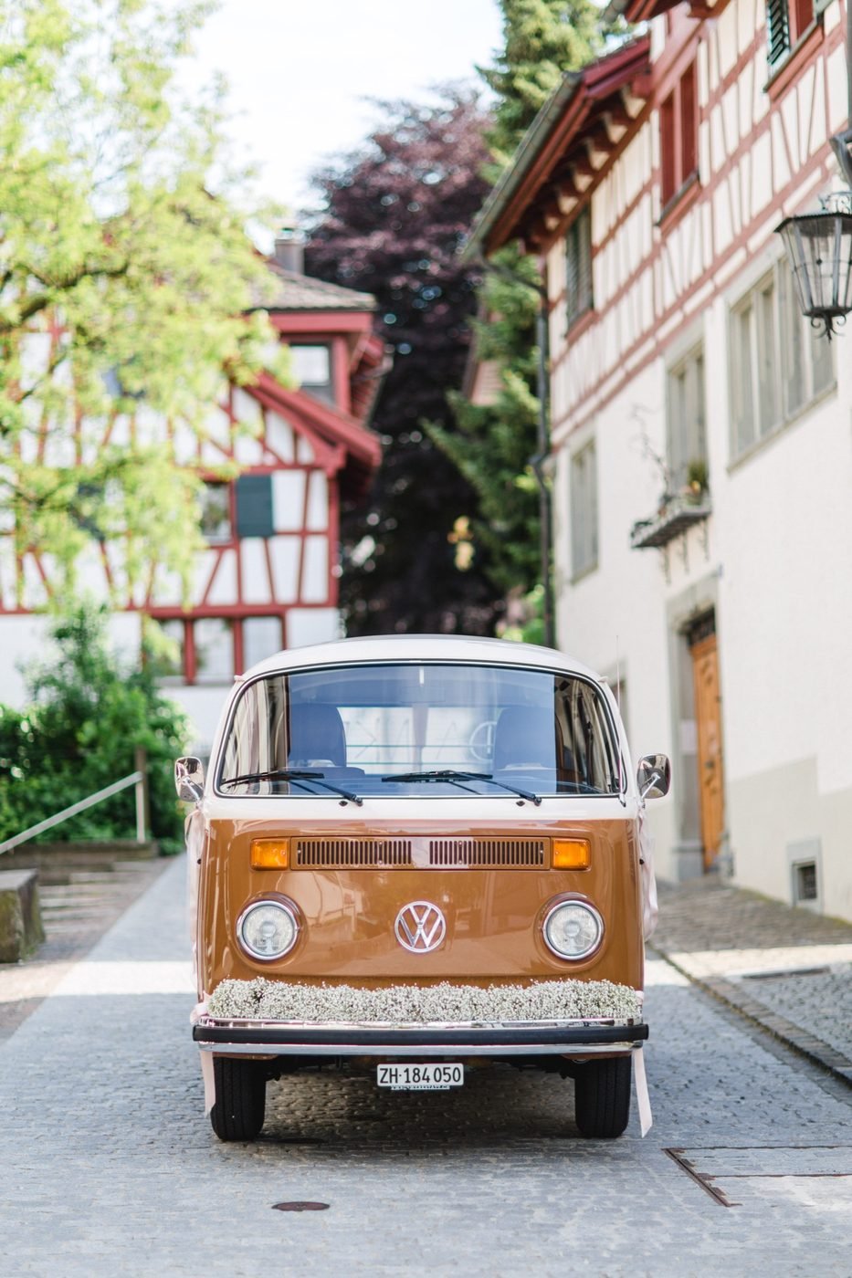 VW Büssli T2 – Kühlergrill Detail – © Miandla Photography